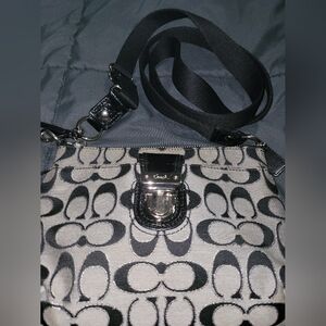 Coach Crossbody w Push lock